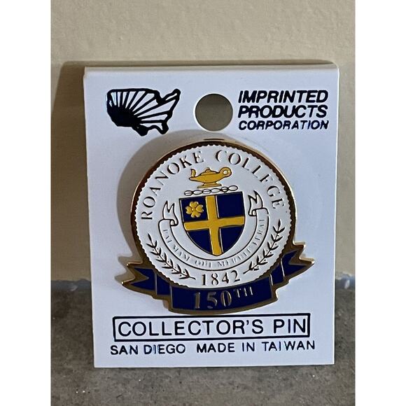 Roanoke College Virginia University 1842 Collectors Lapel Pin New - Picture 1 of 2